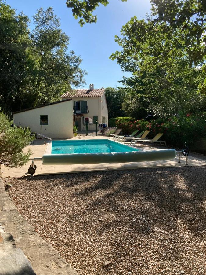 Maison avec piscine chauffée entre mer et montagne Montauriol  Extérieur photo