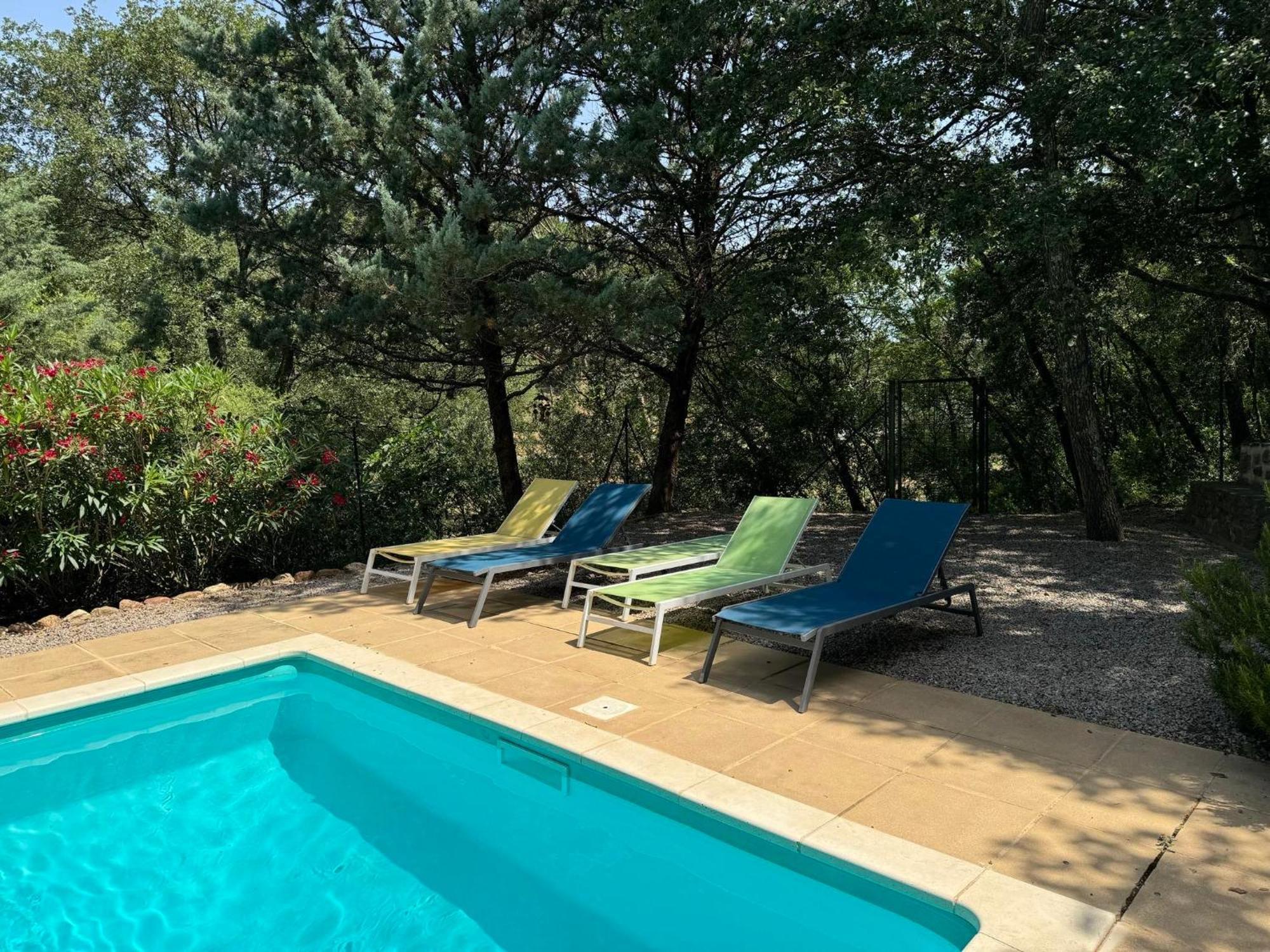 Maison avec piscine chauffée entre mer et montagne Montauriol  Extérieur photo